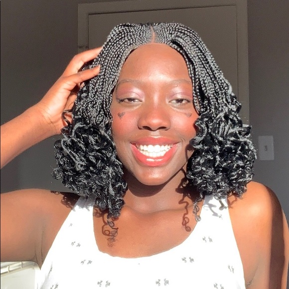 Braided wig - Picture 2 of 11